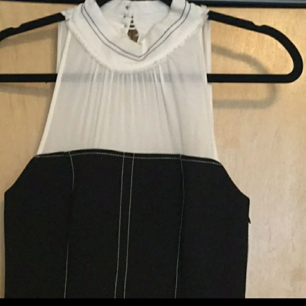 Cinq a  Sept Noemí Halter Neck Dress - Picture 4 of 8